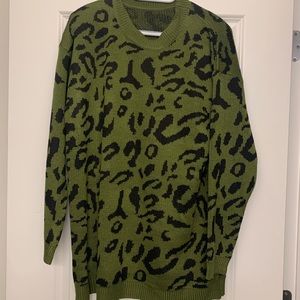Oversized leopard sweater
